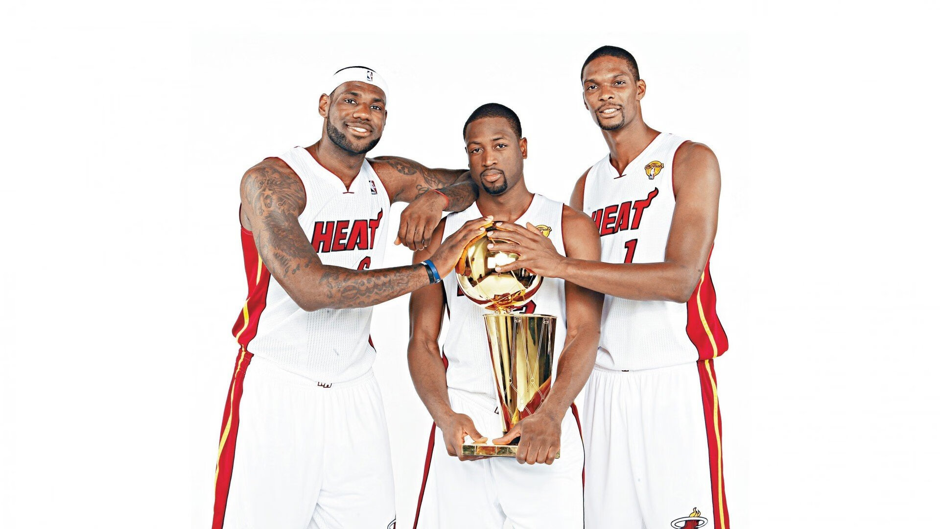 乐鱼体育平台官网-《CS_GO》创新玩法“燃烧弹”上线，引发热议