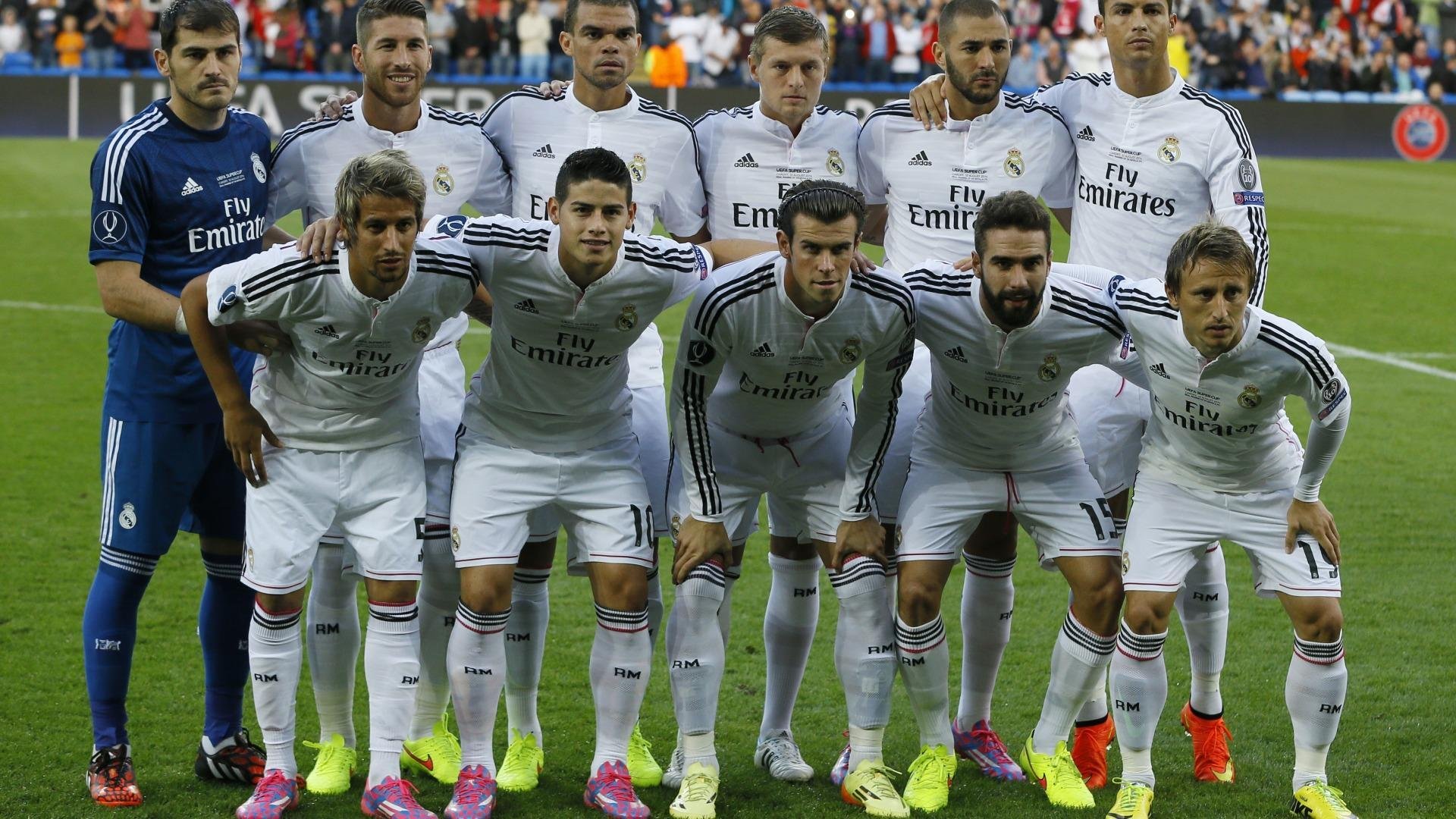 乐鱼app-冠军球队球员家庭携手公益用爱拉近社区的心灵距离